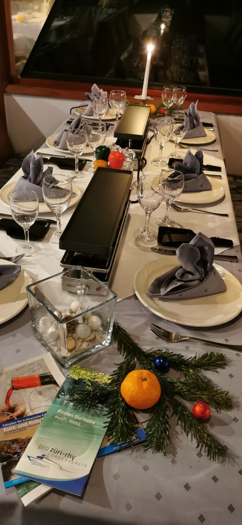 Raclette Gedeck-Muster.jpg